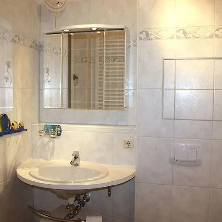 Lindengarten - 22-06