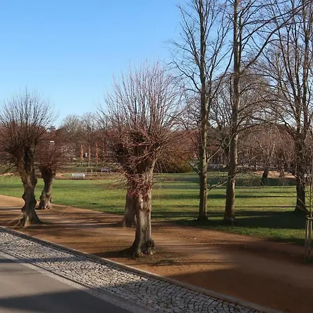 Lindengarten - 22-06